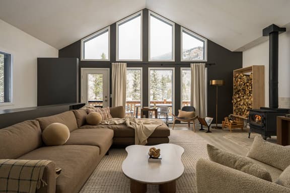 Mtn Chalet | Cedar Hot Tub | 2 Kings | Starlink